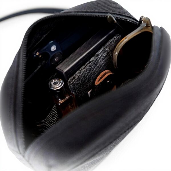 Herschel Unisex Shoulder Bag Zip Drawstring Travel Essential