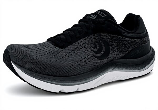 Topo Athletic Men's Magnifly 5 Sneaker - Zero-Drop Road